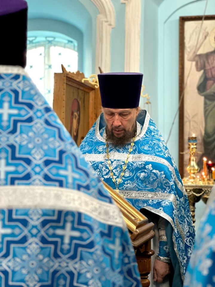 В храме села Антоновка Спасского района прошла праздничная литургия (ФОТО)