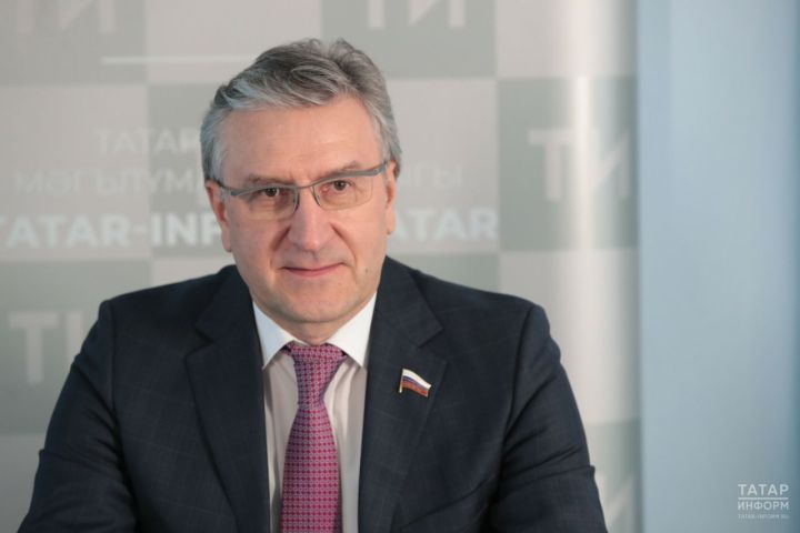 Фаррахов: «Решение Путина выдвигаться на новый президентский срок отвечает интересам татарстанцев»