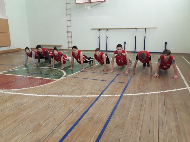 Учащиеся  Иске-Рязяпской школы опробовали свои силы в нормативах ГТО