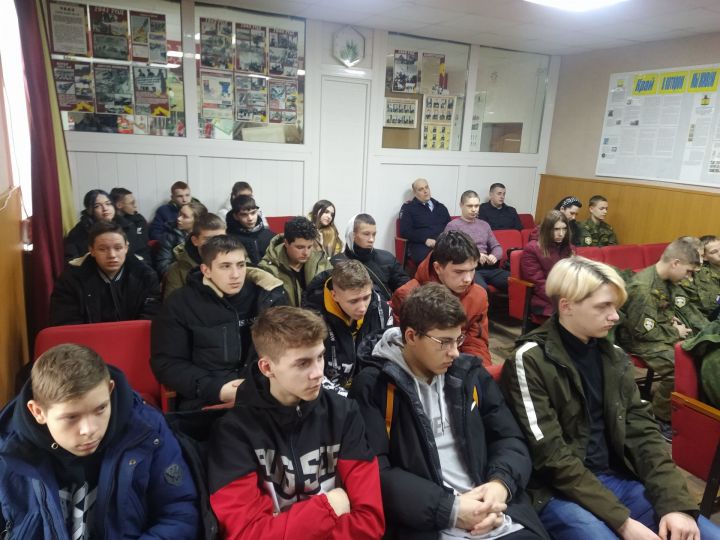 В Спасском отделе полиции прошло профориентационное мероприятие для старшеклассников