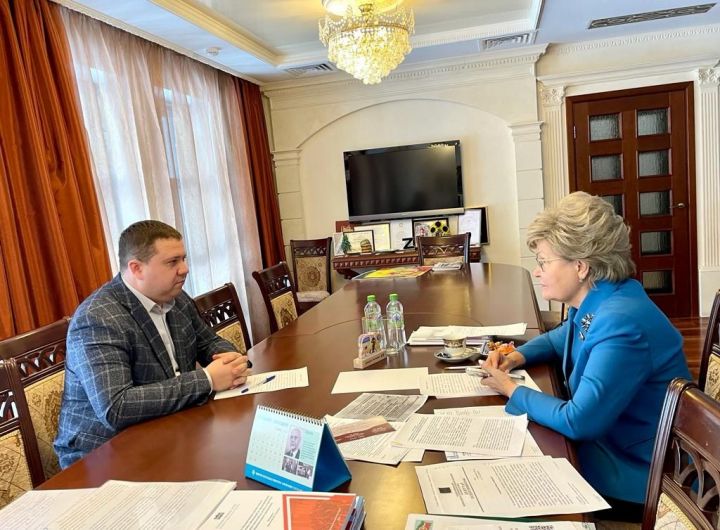 Заместитель по инфраструктурному развитию Спасского района встретился с Татьяной Ларионовой