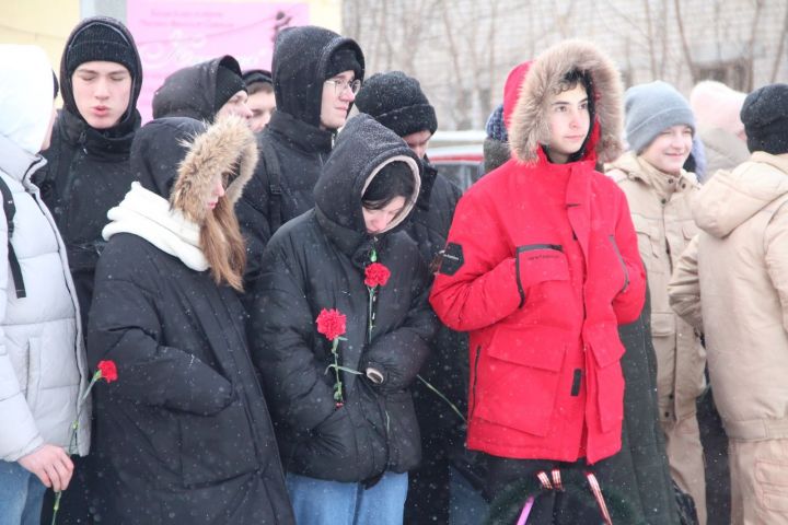 В Болгаре почтили память воинов-интернационалистов