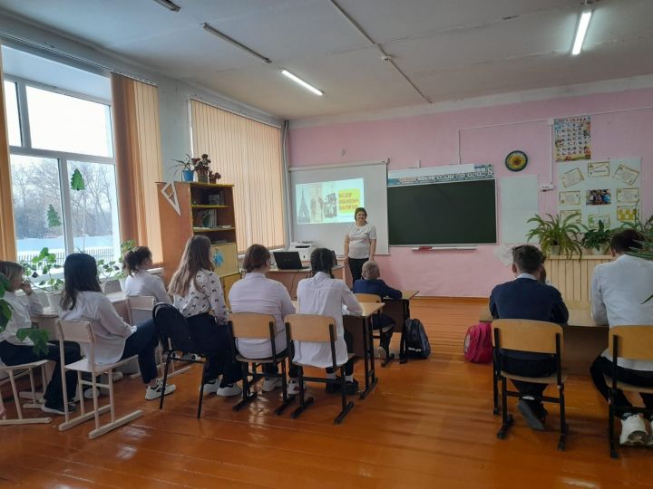 В Кимовской школе прошёл единый урок «Путешествие в мир Шаляпина»