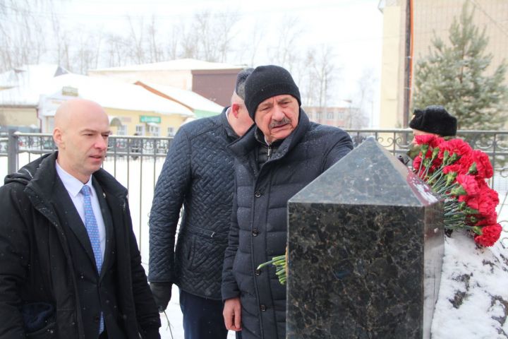 В Болгаре почтили память воинов-интернационалистов