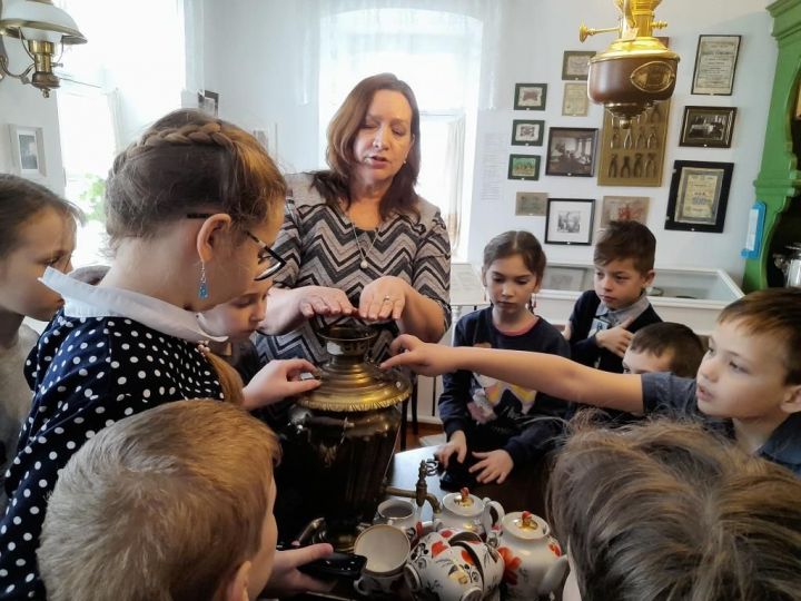 Ученикам санаторной школы-интерната рассказали о чайных традициях Булгар