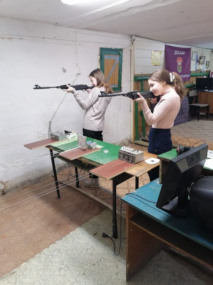 В Болгаре прошли соревнования по пулевой стрельбе среди общеобразовательных организаций района