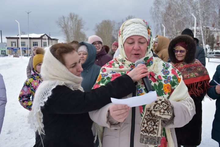 На центральной площади Болгара прошли народные гулянья по случаю Масленицы