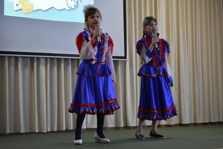 В Болгарской средней школе №1 прошёл вечер встречи