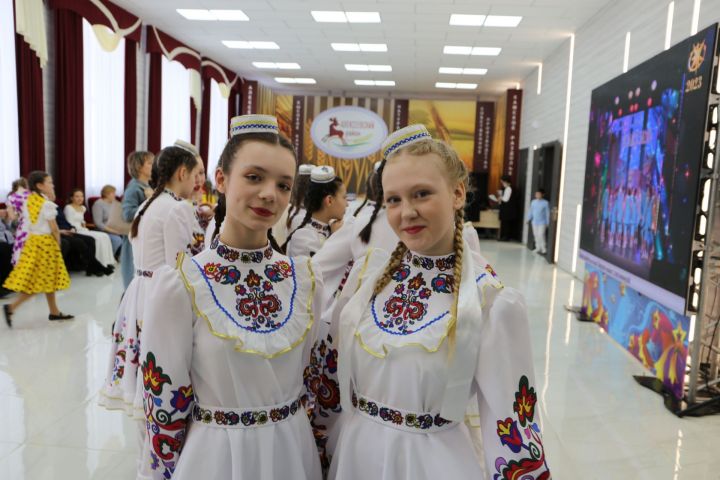 Юные артисты Болгара прошли на республиканский этап конкурса «Созвездие-Йолдызлык-2023»