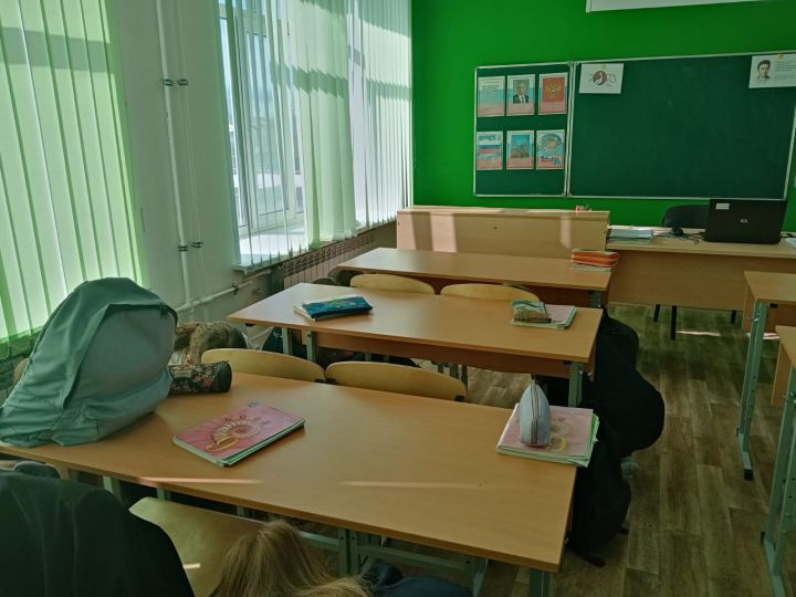 В Болгарской средней школе №1 прошла учебная тренировка «Нападение в помещение»