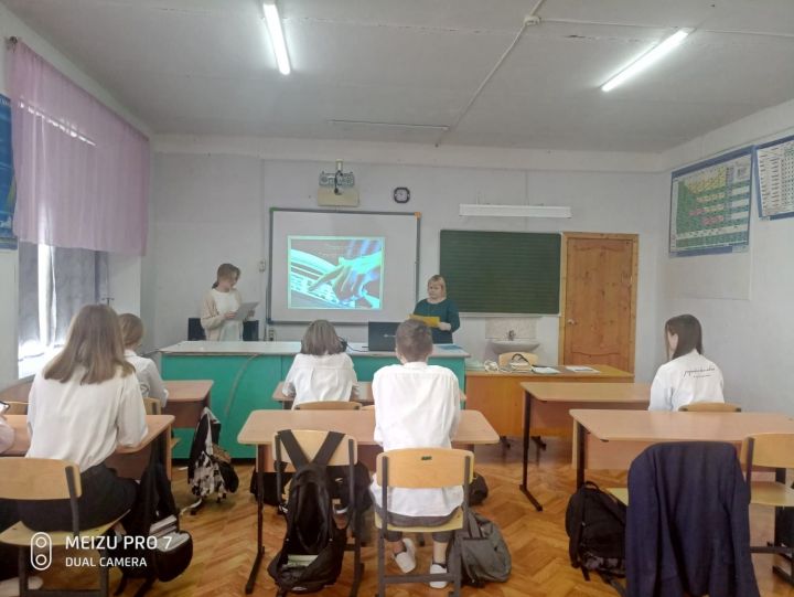 В Полянской школе со школьниками провели беседу «Скажем наркотикам - нет!»