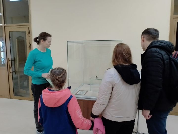 В Болгарском музее-заповеднике открылась выставка «История одного предмета. Бронзовый замок XIII- XIV вв.»