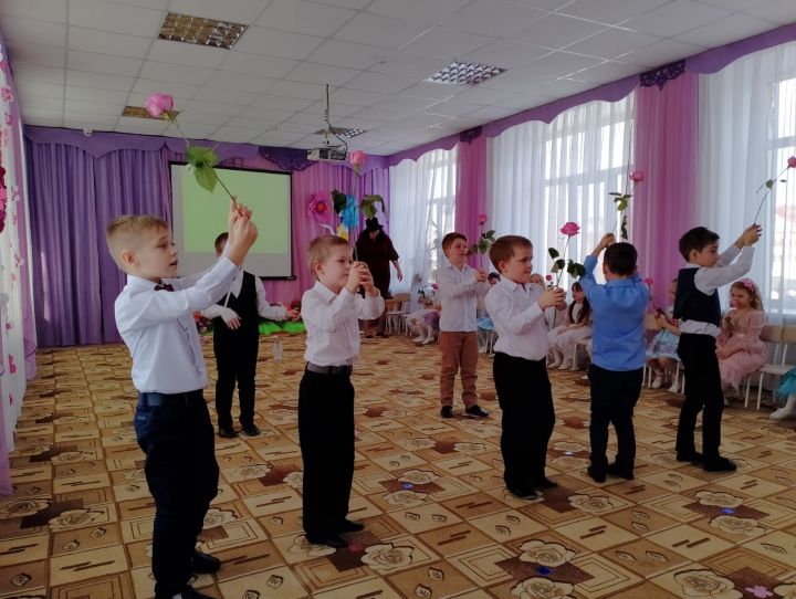 В детских садах Спасского района  прошли мероприятия, посвящённые 8 Марта