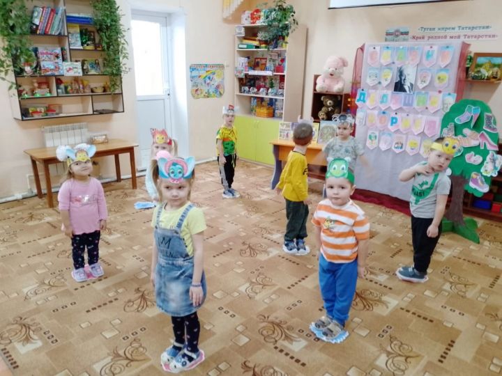 В детский сад «Колосок» к малышам пришла «Ириска»