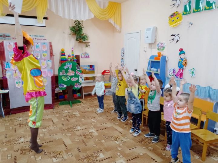 В детский сад «Колосок» к малышам пришла «Ириска»