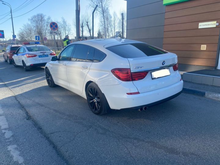 За 69 нарушений ПДД на дороге мужчина лишился BMW