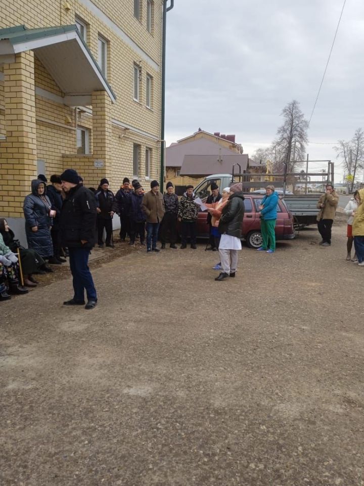 В Спасском доме-интернате провели плановую тренировку по пожарной безопасности