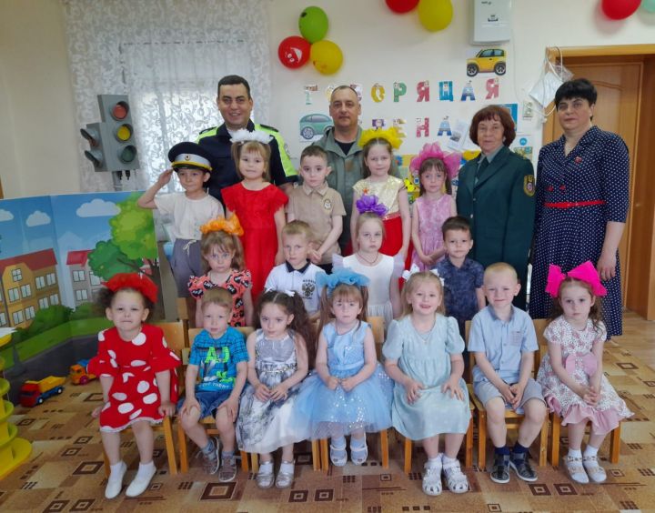 В детском саду «Колосок» провели познавательное занятие «Экологический транспорт – транспорт будущего»