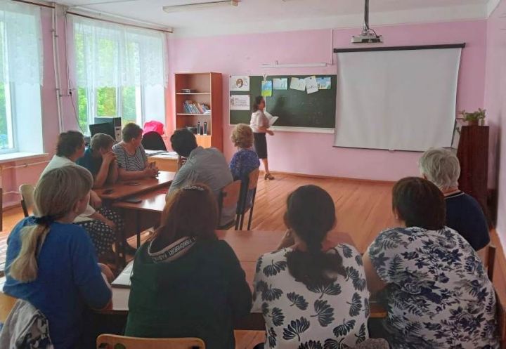 В Кузнечихинской школе состоялось общешкольное родительское собрание