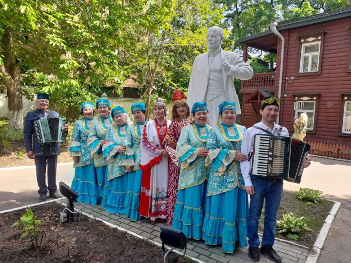 Самодеятельные артисты из Болгара выступили в Казани