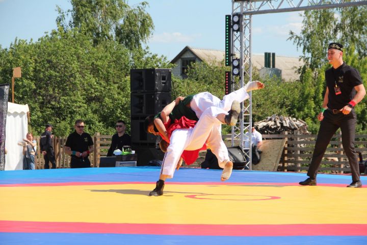 На Изге Болгар җыены прошёл Международный турнир по борьбе Кореш