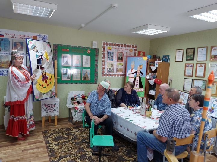 Жильцы Спасского дома-интерната посетили Болгарскую санаторную школу-интернат