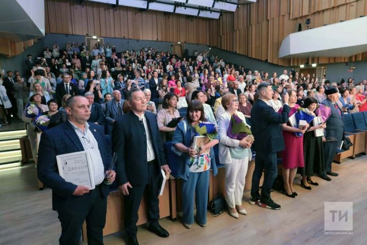 В Татарстане наградили лучших журналистов