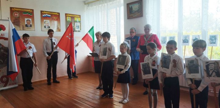 В преддверии Дня Победы в Кузнечихинской школе прошло патриотическое мероприятие