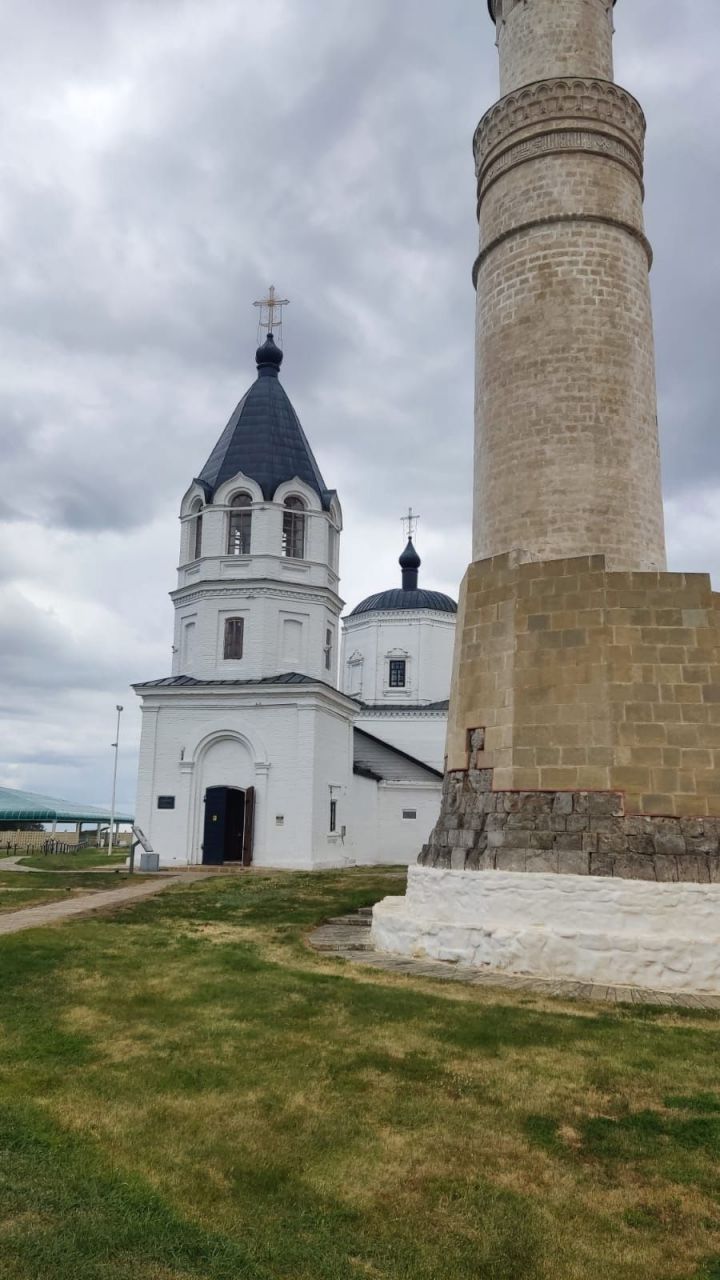Впервые в новейшей истории в Успенском храме Болгарского музея-заповедника совершили богослужение