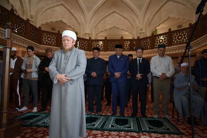 Болгарда зурлап Корбан бәйрәмен билгеләп үттеләр
