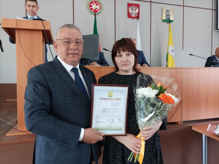Глава Спасского района поздравил социальных работников