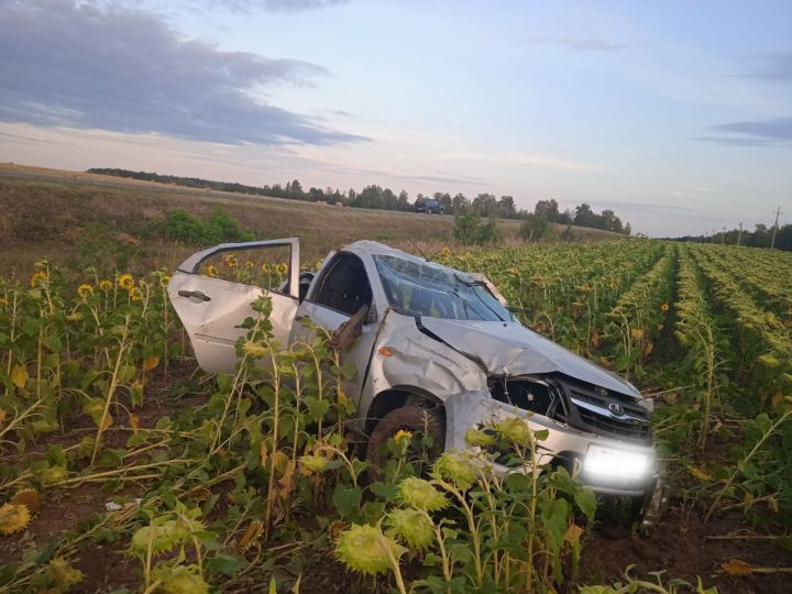 В Спасском районе, на трассе недалеко от Кузнечихи произошла авария