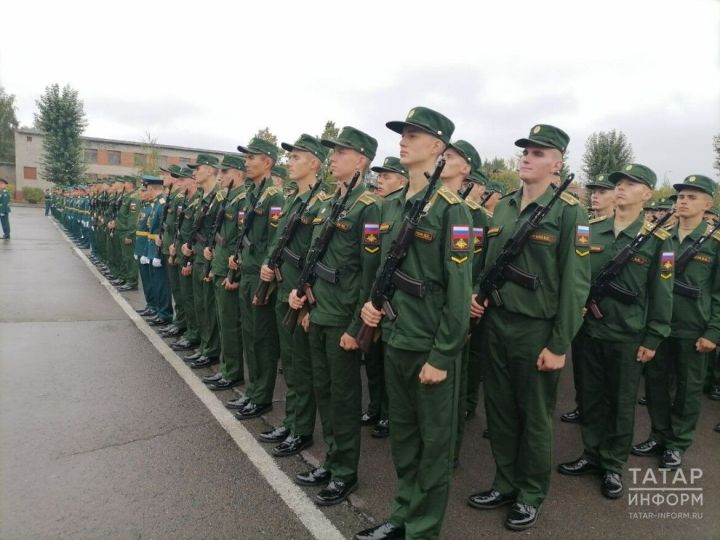 В Казанском танковом училище курсанты приняли военную присягу