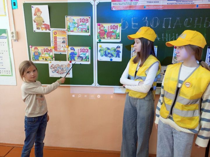 В Болгарской первой школе прошли соревнования по ПДД