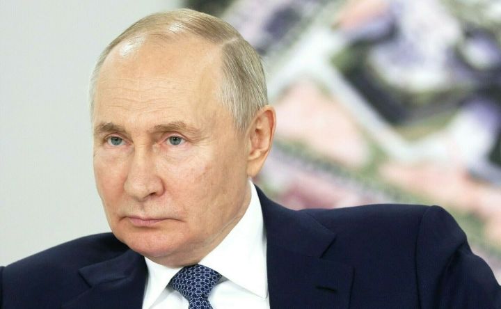 Путина пригласили в Набережные Челны по случаю пятидесятилетия выпуска первого «КАМАЗа»