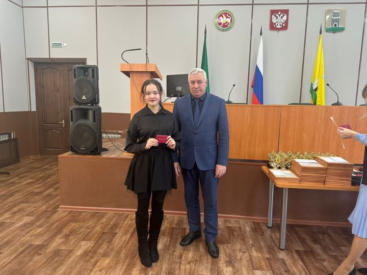 В Болгаре прошло расширенное заседание Молодёжного парламента