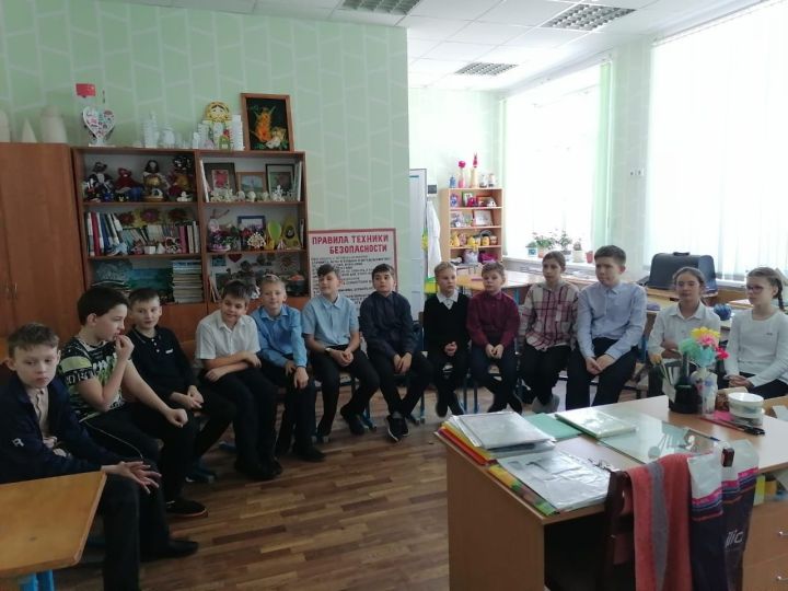 В Болгарской санаторной школе-интернате состоялся урок о вреде курения