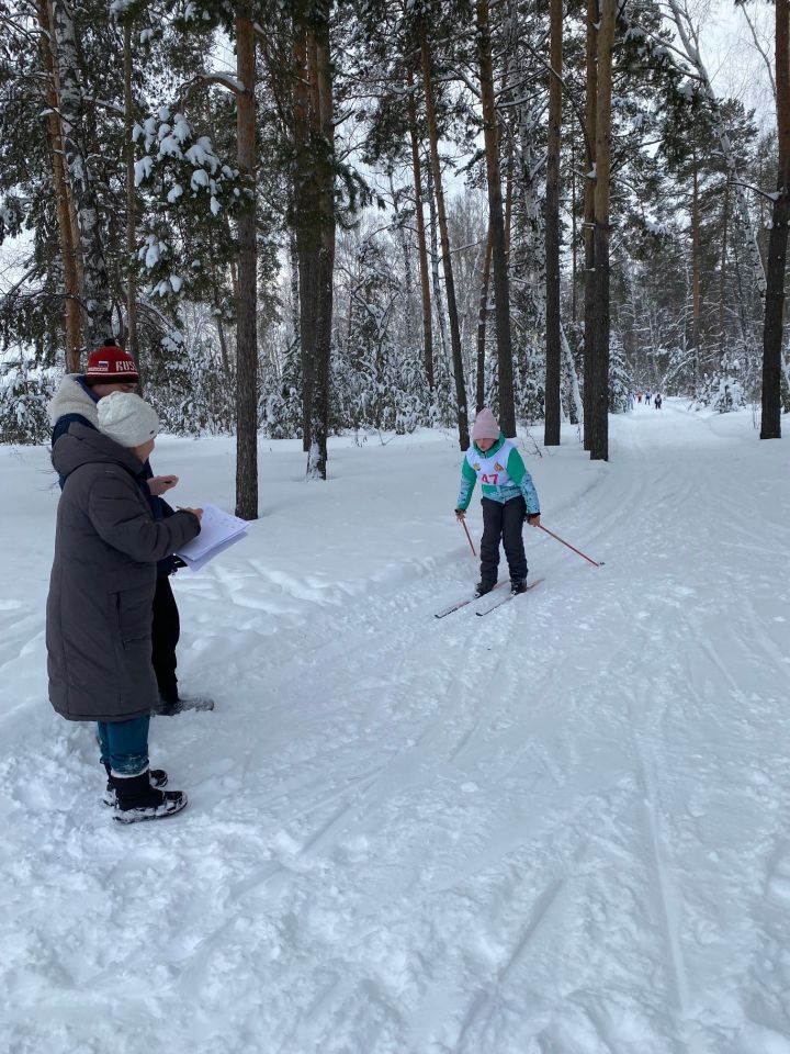 В Болгаре состоялось Первенство по лыжным гонкам «Рождественская гонка»