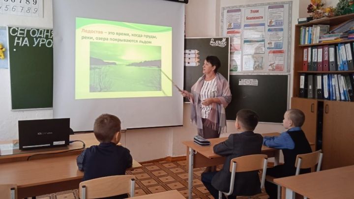 В школах Спасского района проходят уроки безопасного поведения на льду