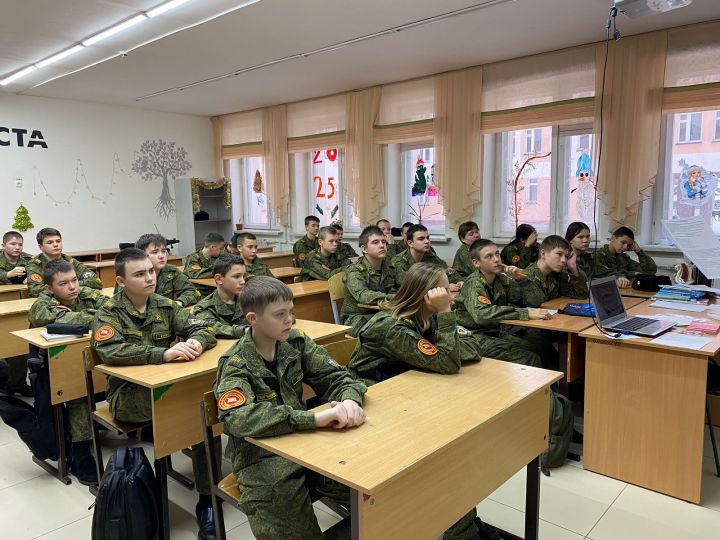 Болгарским кадетам вручили подарки