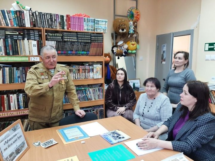 В библиотеке села Иж-Борисково прошло мероприятие «Афганистан - рана моей души...»