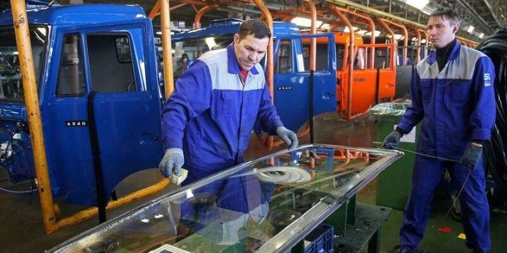 «КАМАЗ» планирует увеличить производство грузовиков до 220 единиц в сутки