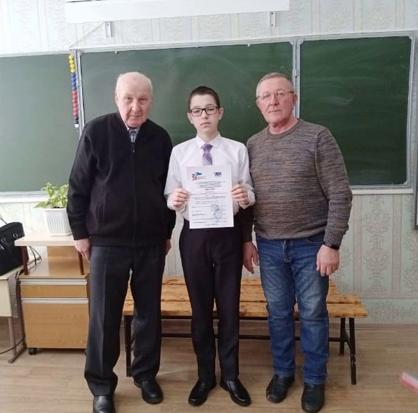Ученик Бураковской школы стал призёром в конкурсе творческих работ