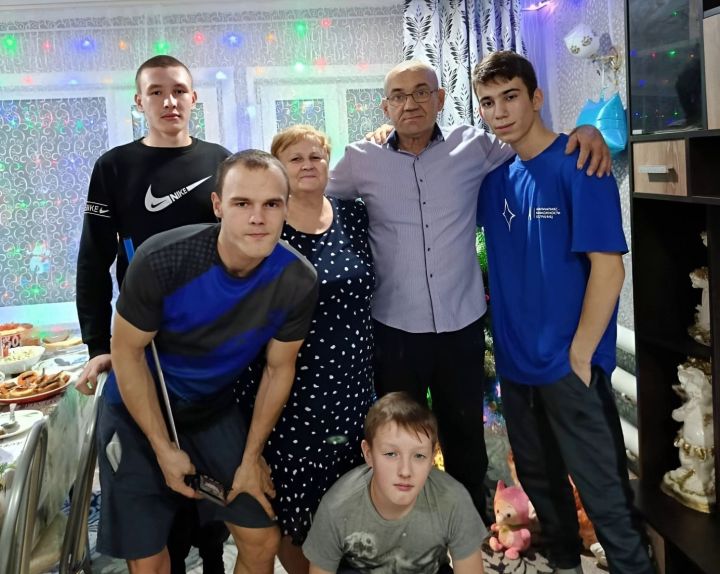 Не чужие – свои!