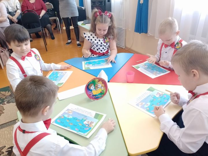 В детском саду «Родничок» состоялась интеллектуальная игра «Знайки - 2024»