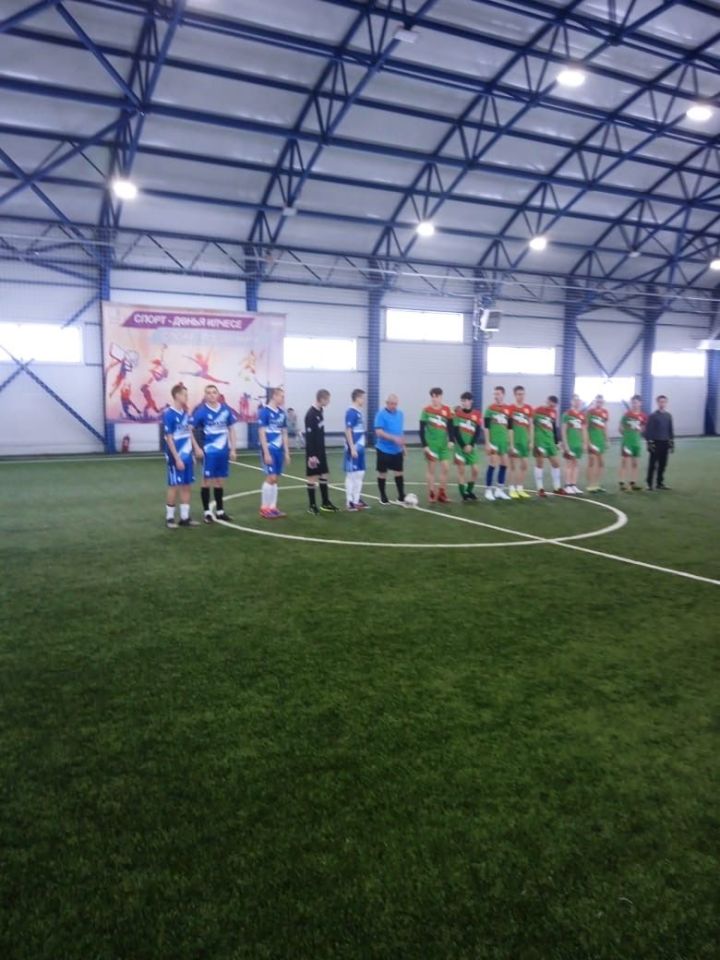 Спасские футболисты приняли участие в соревнованиях по мини-футболу