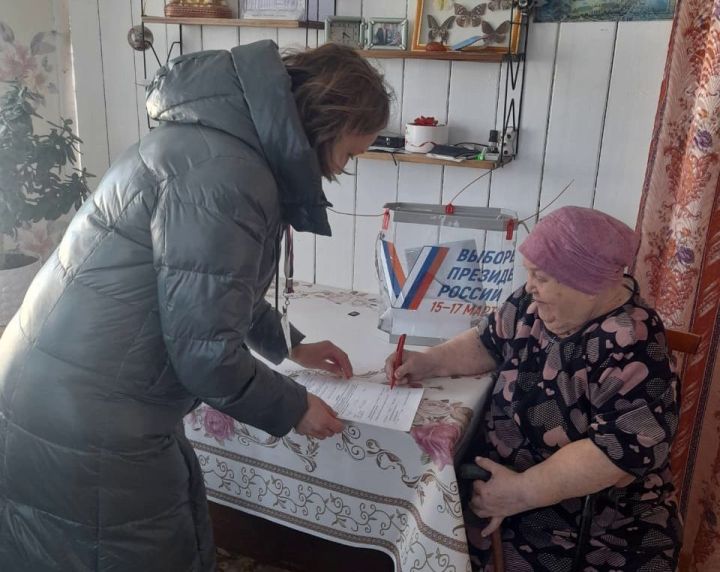 Узница фашистских концлагерей из Спасского района приняла участие в выборах