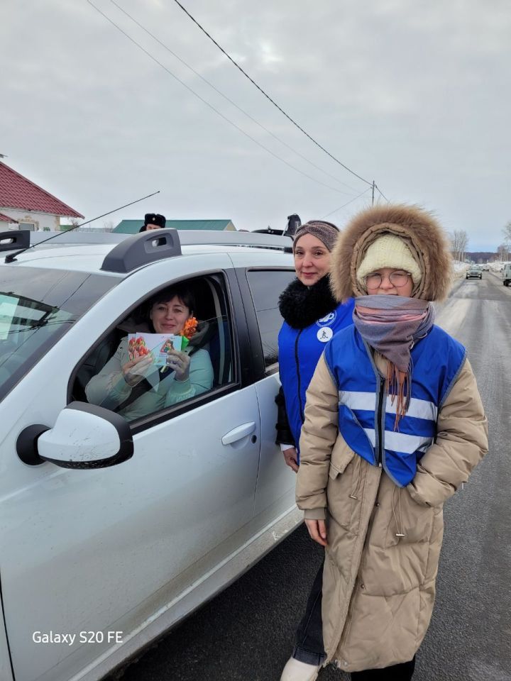 Женщин-водителей Спасского района поздравили с Международным женским днём
