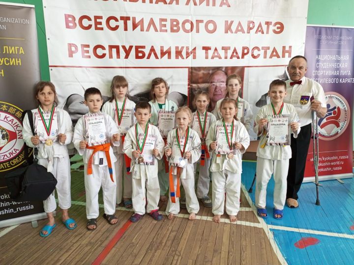 Болгарские каратисты завоевали победные места в фестивале по Всестилевому каратэ