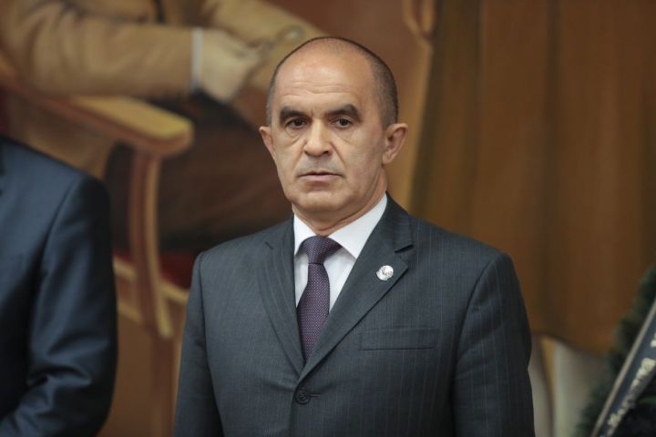 Экс-министр образования Татарстана Энгель Фаттахов подозревается в получении взятки